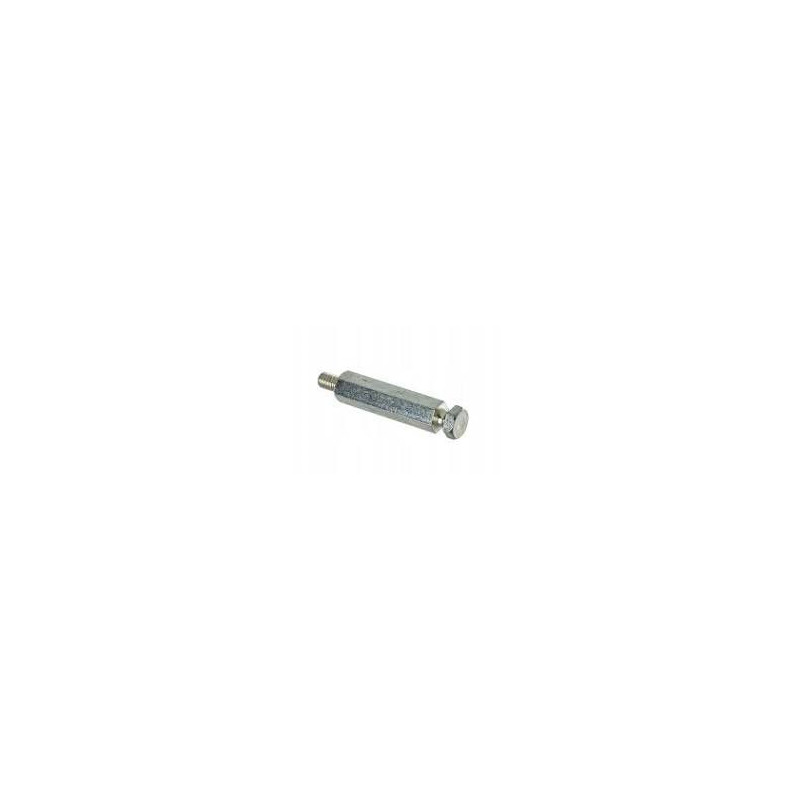 Wkręt pokrywy filtra hydrauliki tylnego mostuC-330